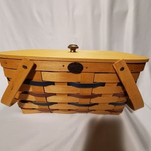 Peterboro picnic basket